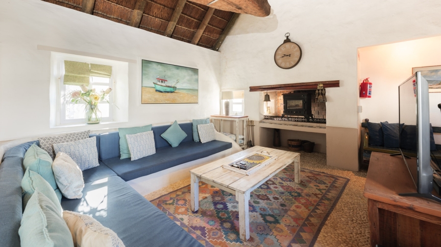 4 Bedroom Property for Sale in Struisbaai Western Cape